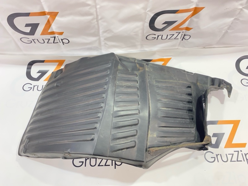 Подкрылок Nissan Diesel Big Thumb CG48 GE13T 2004 (б/у)