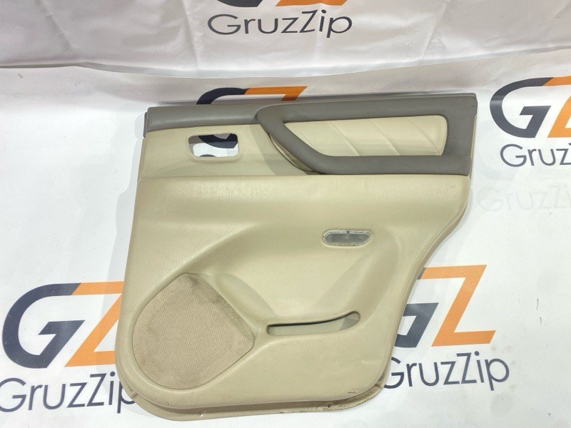Дверная карта Toyota Land Cruiser UZJ100W 2UZ-FE 2004 задняя правая (б/у)