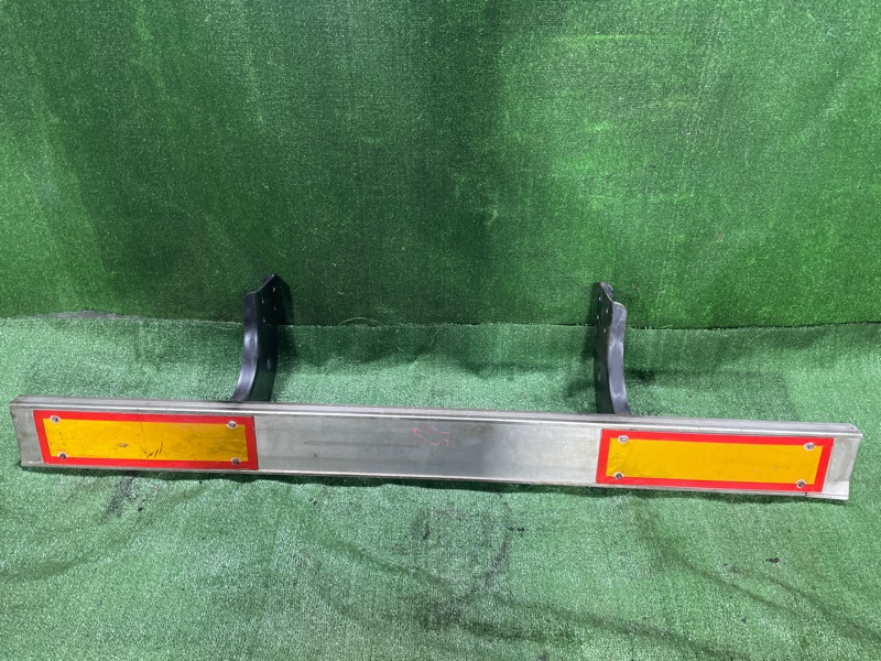 Бампер Mitsubishi Fuso Fighter FK61HM 6M61 2002 задний (б/у)