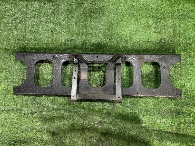 Перемычка рамы , часть рамы Mitsubishi Fuso Fighter FK61HM 6M61 2002 (б/у)