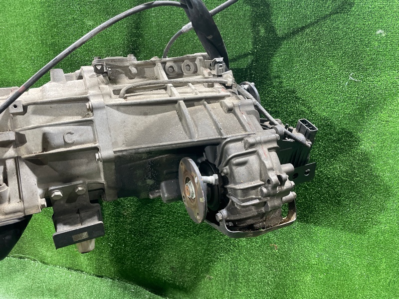 Раздаточная коробка Toyota 4Runner UZN215L 2UZ-FE 2004 (б/у)