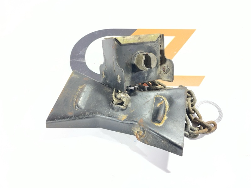 Крепление запасного колеса Mitsubishi Fuso Canter FE71EB 4M51 2003 (б/у)