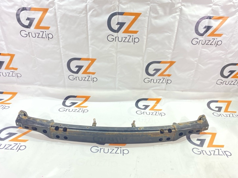 Жесткость бампера Toyota Land Cruiser Cygnus UZJ100W 2UZ-FE 1999 передний (б/у)