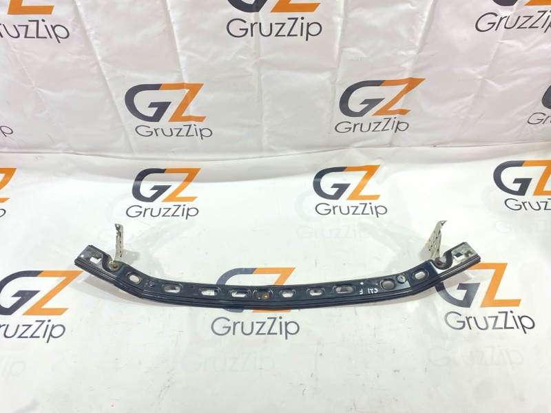 Планка под фары Toyota Land Cruiser UZJ200W 2UZ-FE 2008 (б/у)