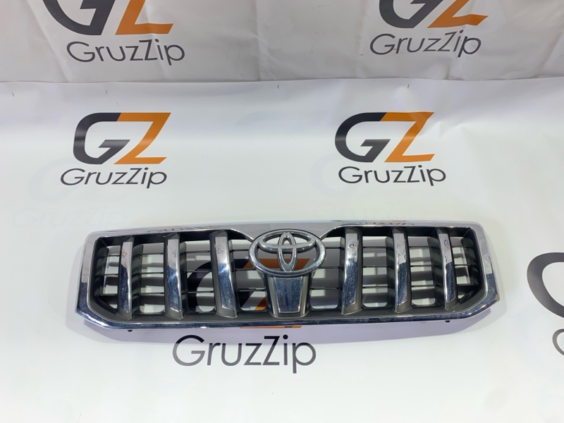 Решетка радиатора Toyota Land Cruiser Prado GRJ121W 1GR-FE 2007 (б/у)