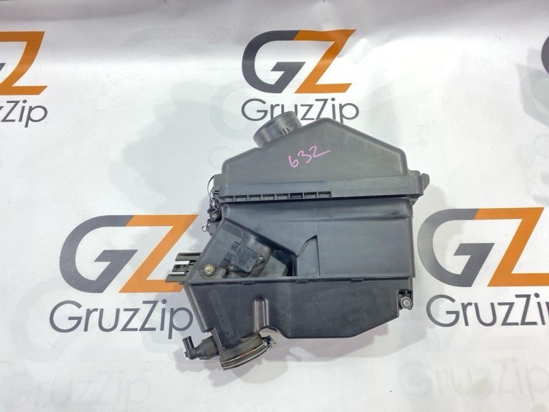 Корпус воздушного фильтра Toyota Land Cruiser Prado GRJ121W 1GR-FE 2007 (б/у)