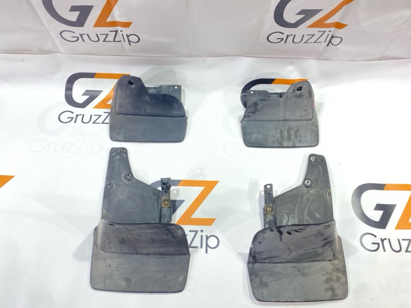 Брызговики комплект Toyota Land Cruiser Cygnus UZJ100W 2UZ-FE 1999 (б/у)