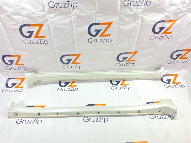 Накладка на порог Toyota Land Cruiser Prado GRJ121W 1GR-FE 2007 (б/у)