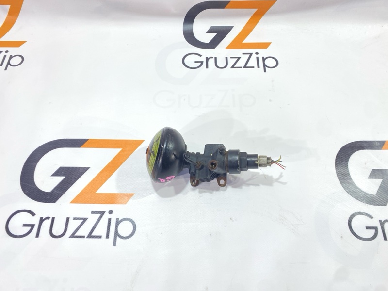 Гидроаккумулятор подвески Toyota Land Cruiser Cygnus UZJ100W 2UZ-FE 1999 передний правый (б/у)