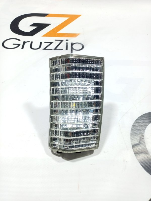 Фонарь заднего хода Toyota Land Cruiser Cygnus UZJ100W 2UZ-FE 1999 правый (б/у)