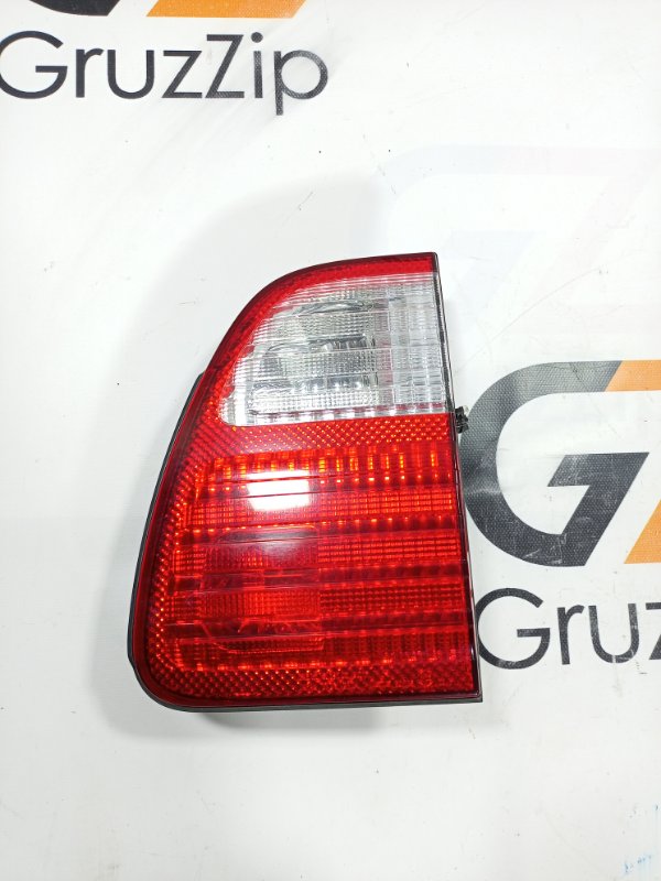 Стоп-сигнал Toyota Land Cruiser Cygnus UZJ100W 2UZ-FE 1999 правый (б/у)