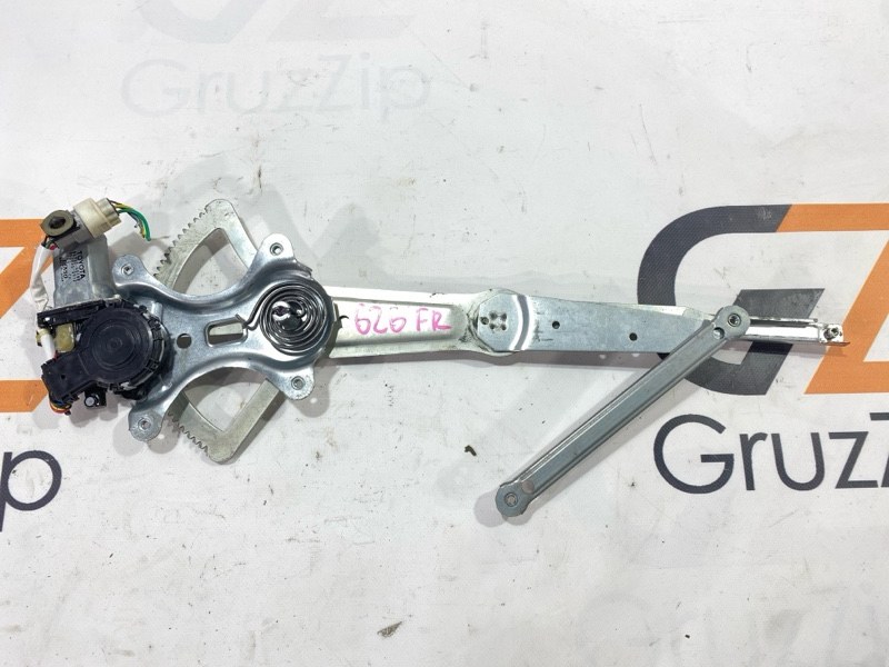 Мотор стеклоподъемника Toyota Land Cruiser Cygnus UZJ100W 2UZ-FE 1999 передний правый (б/у)