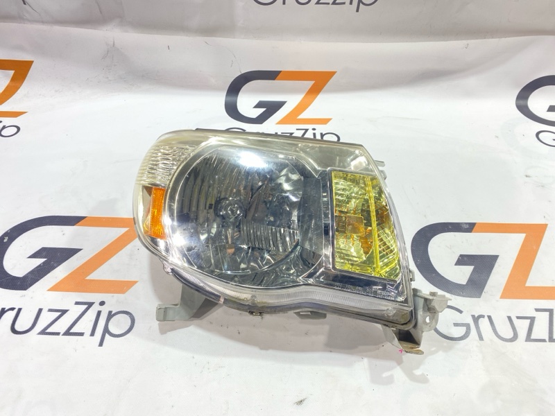 Фара Toyota Tacoma GRN245 1GR-FE 2007 правая (б/у)