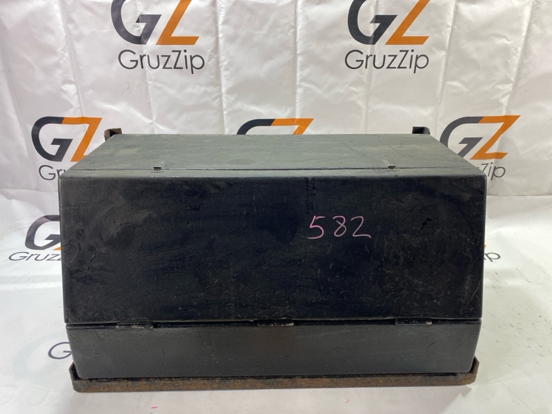 Ящик для инструмента Isuzu Giga CXG50 6WA1 1997 (б/у)
