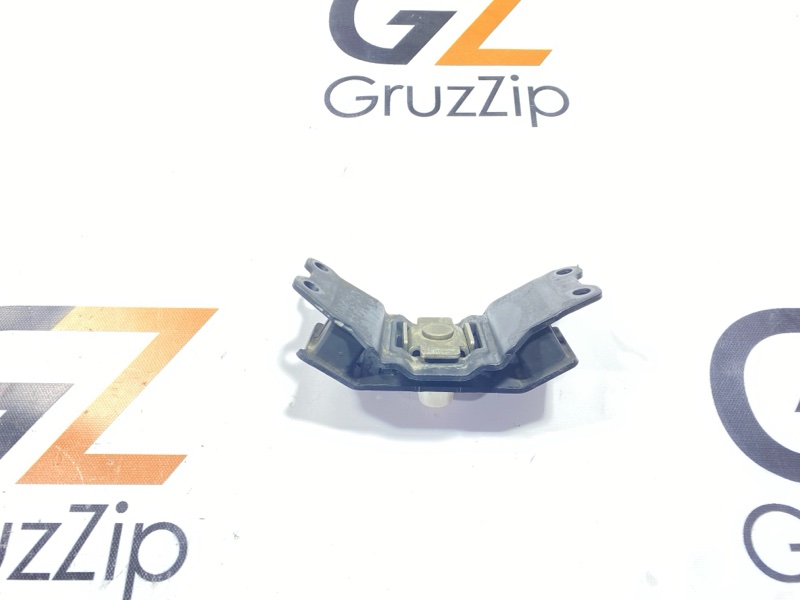 Подушка акпп Toyota Land Cruiser UZJ200W 2UZ-FE 2008 (б/у)
