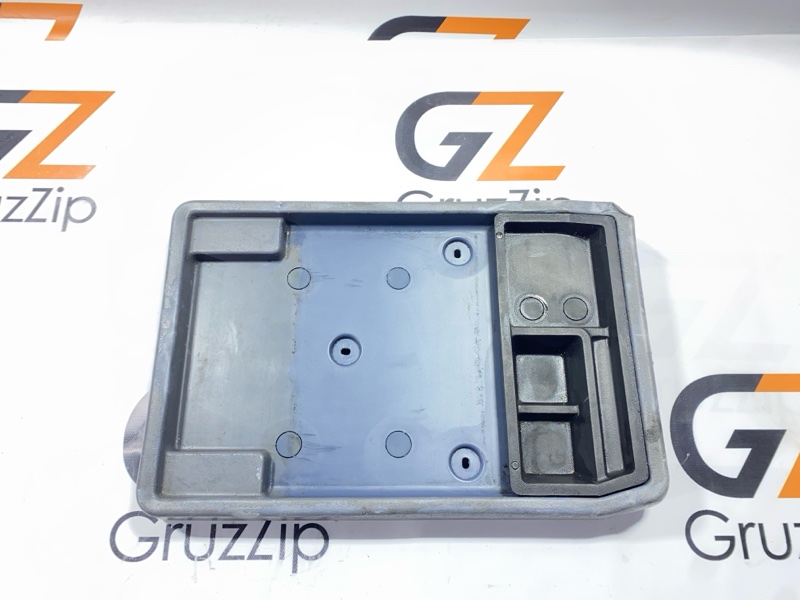 Пластик салона Isuzu Giga CXZ72 12PD1 1990 (б/у)