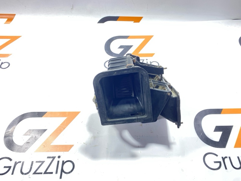 Мотор печки Isuzu Giga CXZ72 12PD1 1990 (б/у)