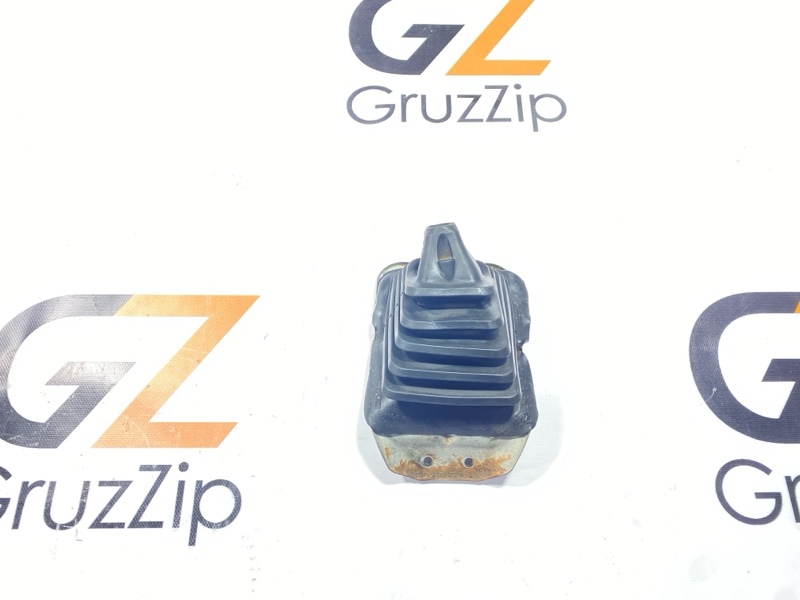 Кожух МКПП Isuzu Giga CXZ72 12PD1 1990 (б/у)