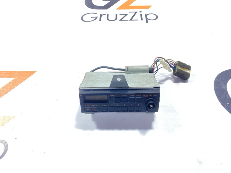Магнитофон Isuzu Giga CXZ72 12PD1 1990 (б/у)