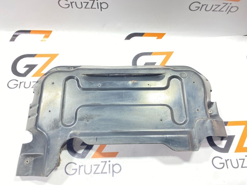 Защита двигателя Isuzu Giga CXZ72 12PD1 1990 (б/у)