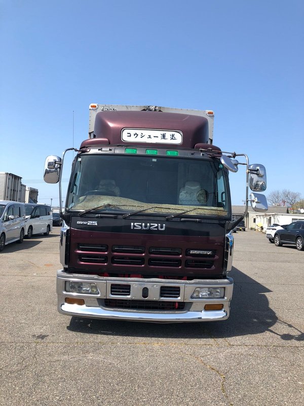 Кабина Isuzu Giga CYJ50W2 6WA1 1998 (б/у)