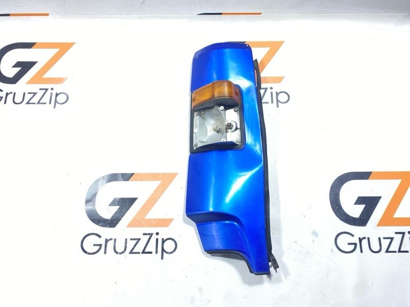 Щечка Isuzu Giga CXZ72 12PD1 1990 правая (б/у)
