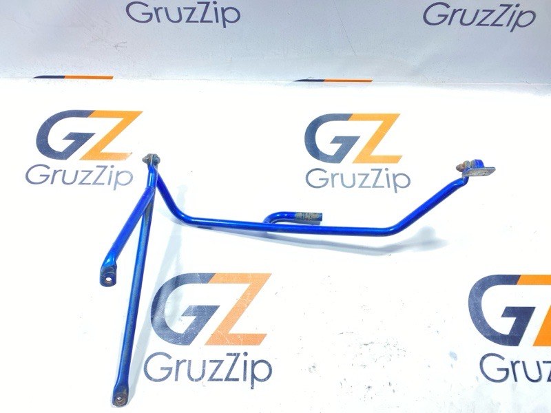 Стойка зеркала Isuzu Giga CXZ72 12PD1 1990 правая (б/у)