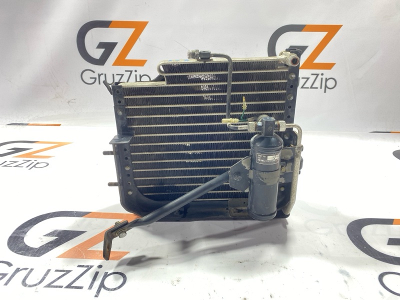 Радиатор кондиционера Isuzu Forward FRR32 6HE1 1992 (б/у)
