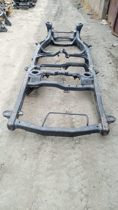 Рама Toyota Land Cruiser UZJ200W 2UZ-FE 2008 (б/у)