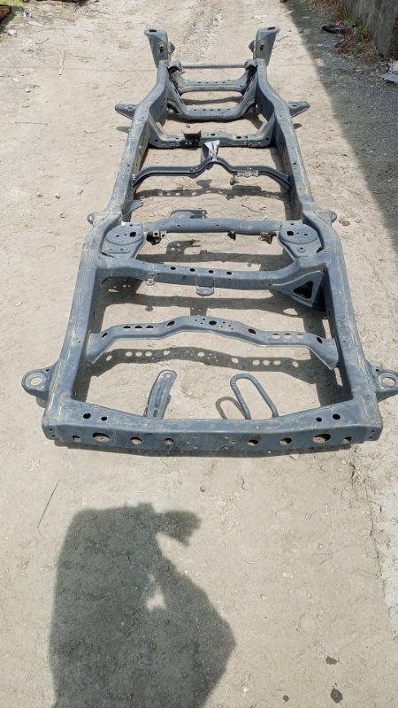 Рама Toyota Land Cruiser Prado GRJ120W 1GR-FE 2005 (б/у)