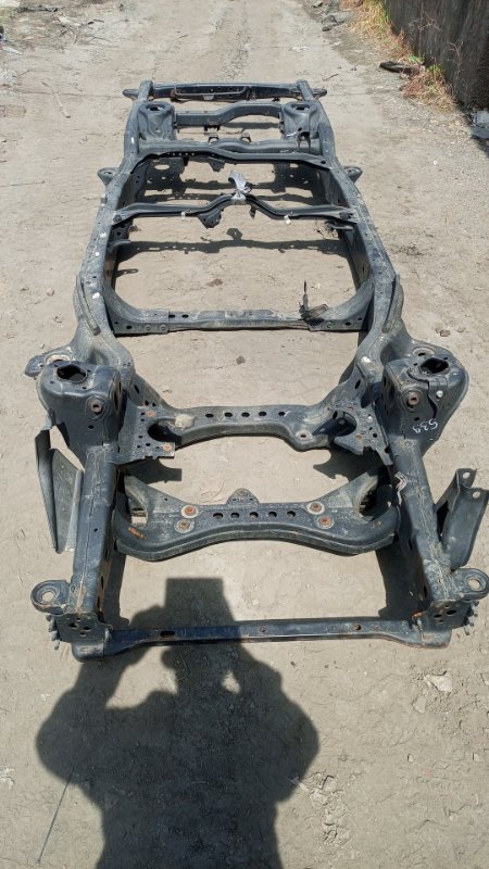Рама Toyota Land Cruiser UZJ200W 2UZ-FE 2008 (б/у)