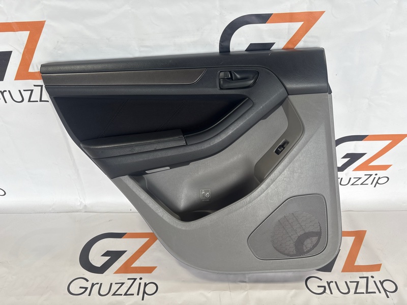 Дверная карта Toyota Hilux Surf GRN215 1GR-FE 2008 задняя левая (б/у)