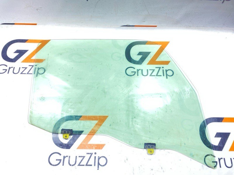 Стекло двери Hino Dutro XZU307 S05C 2004 переднее правое (б/у)