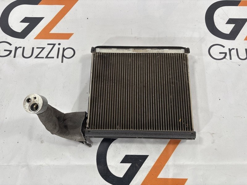 Испаритель кондиционера Toyota Land Cruiser UZJ200W 2UZ-FE 2008 (б/у)