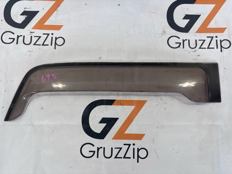 Ветровик Isuzu Giga CXZ81K2 10PE1 1998 левый (б/у)