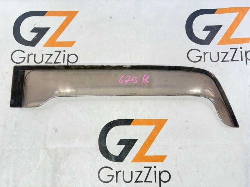 Ветровик Isuzu Giga CXZ81K2 10PE1 1998 правый (б/у)