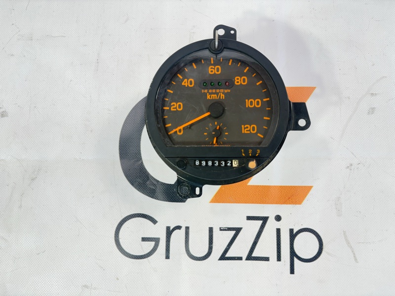 Спидометр Isuzu Giga CXZ81K2 10PE1 1998 (б/у)