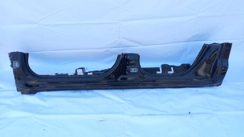 Порог кузовной Toyota Tundra USK56L 3UR-FE 2007 левый (б/у)