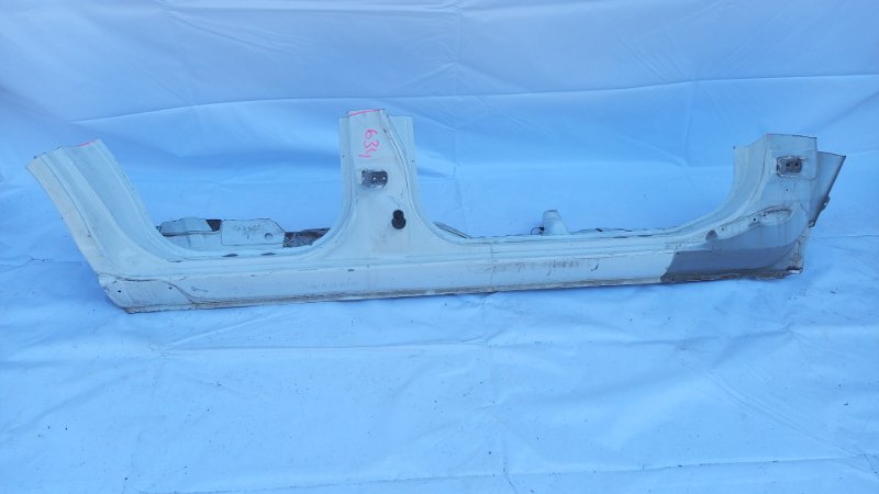 Порог кузовной Nissan Safari WFGY61 TB48DE 2006 правый (б/у)
