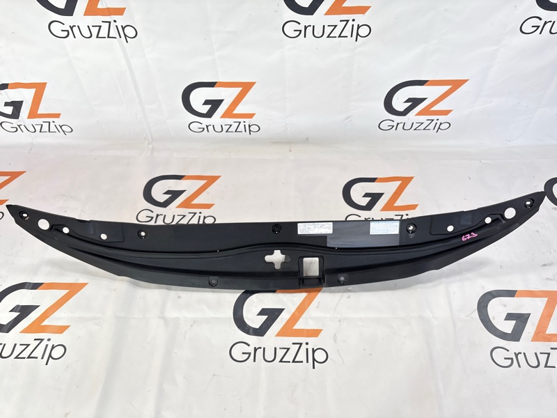 Накладка замка капота Toyota Land Cruiser URJ202W 1UR-FE 2012 (б/у)