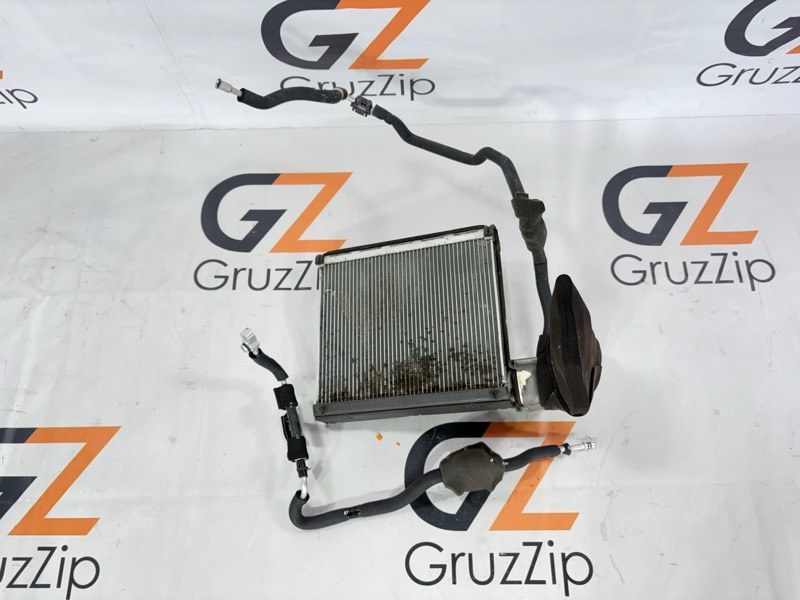 Испаритель кондиционера Toyota Land Cruiser UZJ200W 2UZ-FE 2008 (б/у)