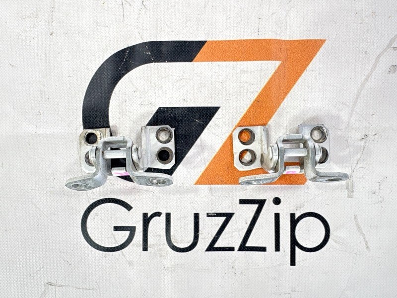 Петля багажника Toyota Land Cruiser Prado GRJ120W 1GR-FE 2008 (б/у)