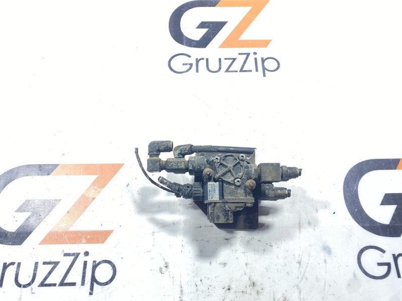 Пневмоклапан Isuzu Giga CYJ51 6WF1 2004 (б/у)