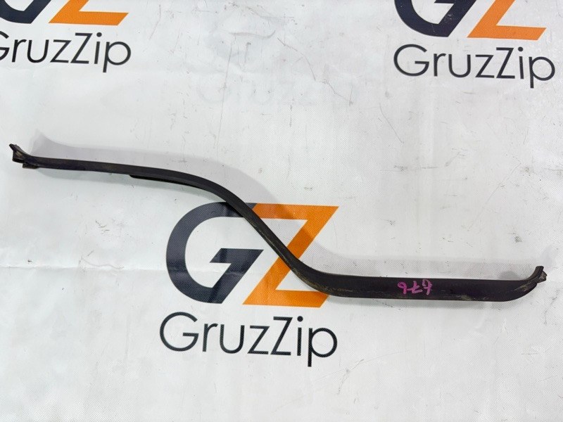 Порожек пластиковый Isuzu Giga CXZ72 12PD1 1992 правый (б/у)