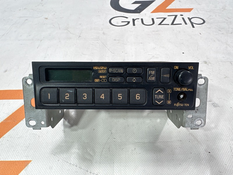 Магнитофон Isuzu Giga CYJ50W2 6WA1 1998 (б/у)