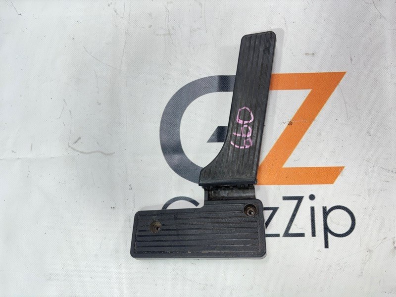 Педаль газа Isuzu Giga CYJ50W2 6WA1 1998 (б/у)