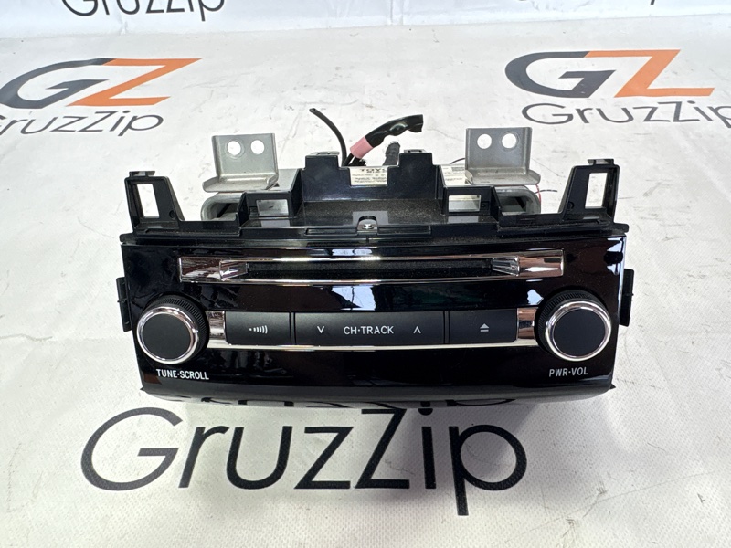 Магнитофон Toyota Land Cruiser URJ202W 1UR-FE 2015 (б/у)
