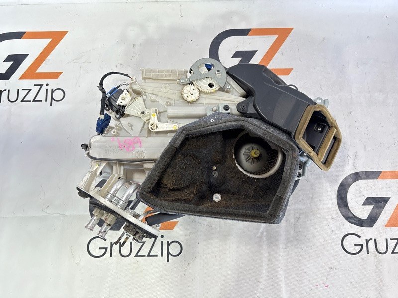 Печка в сборе Toyota Land Cruiser URJ202W 1UR-FE 2015 задняя (б/у)