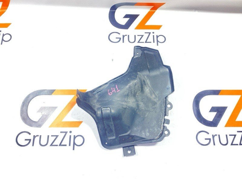 Защита горловины топливного бака Toyota Land Cruiser Cygnus UZJ100W 2UZ-FE 1999 (б/у)