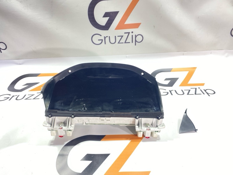Спидометр Toyota Land Cruiser UZJ100W 2UZ-FE 2005 (б/у)